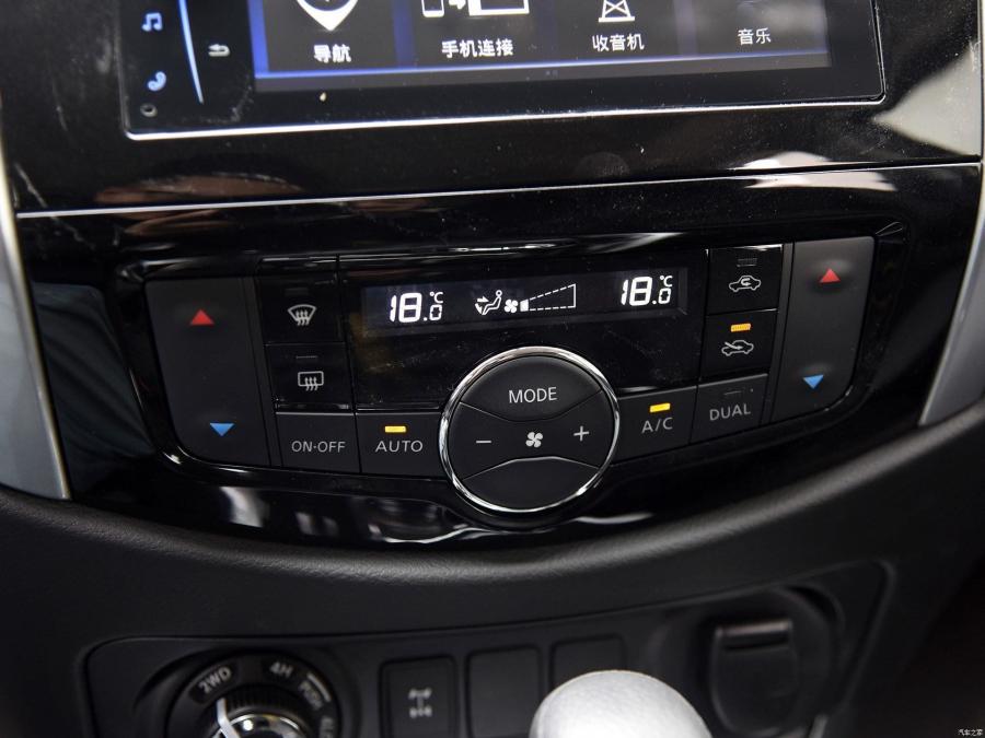 Детали интерьера Nissan Terra 2018 года  (CN) (фото 59 из 144)